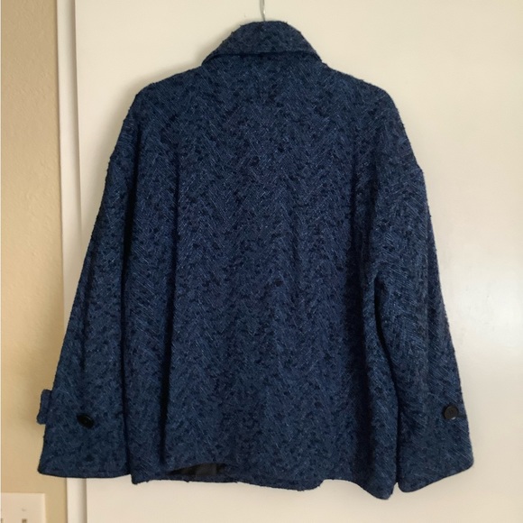 Banana Republic brand new winter coat, never worn but I did tear off the tag. - Picture 4 of 4